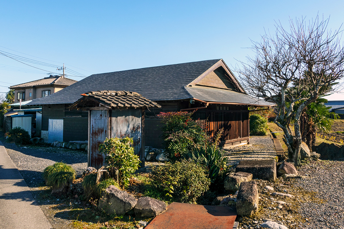 2. 高岡市にお住まいのT様が、「修繕せずにそのままの状態で実家を売却できた事例」